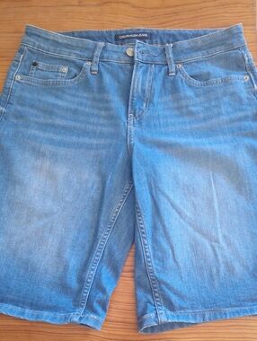 Calvin Klein Jeans Women's Medium Blue Boyfriend Denim Shorts